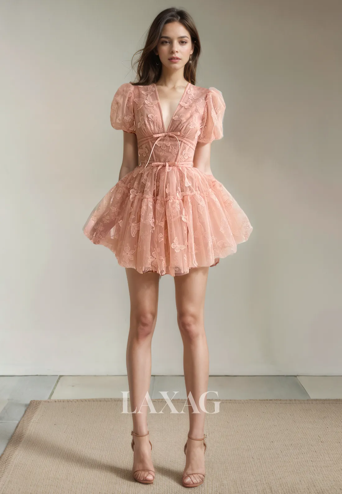 A-Line V-Neck Short Sleeves Appliques Tulle Elegant Party Homecoming Dress