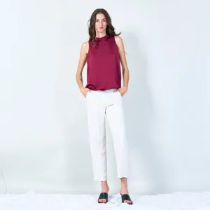 Minimalist sleeveless top wholesale