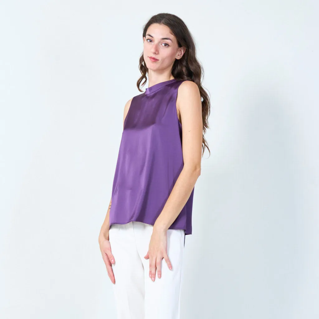 Minimalist sleeveless top wholesale