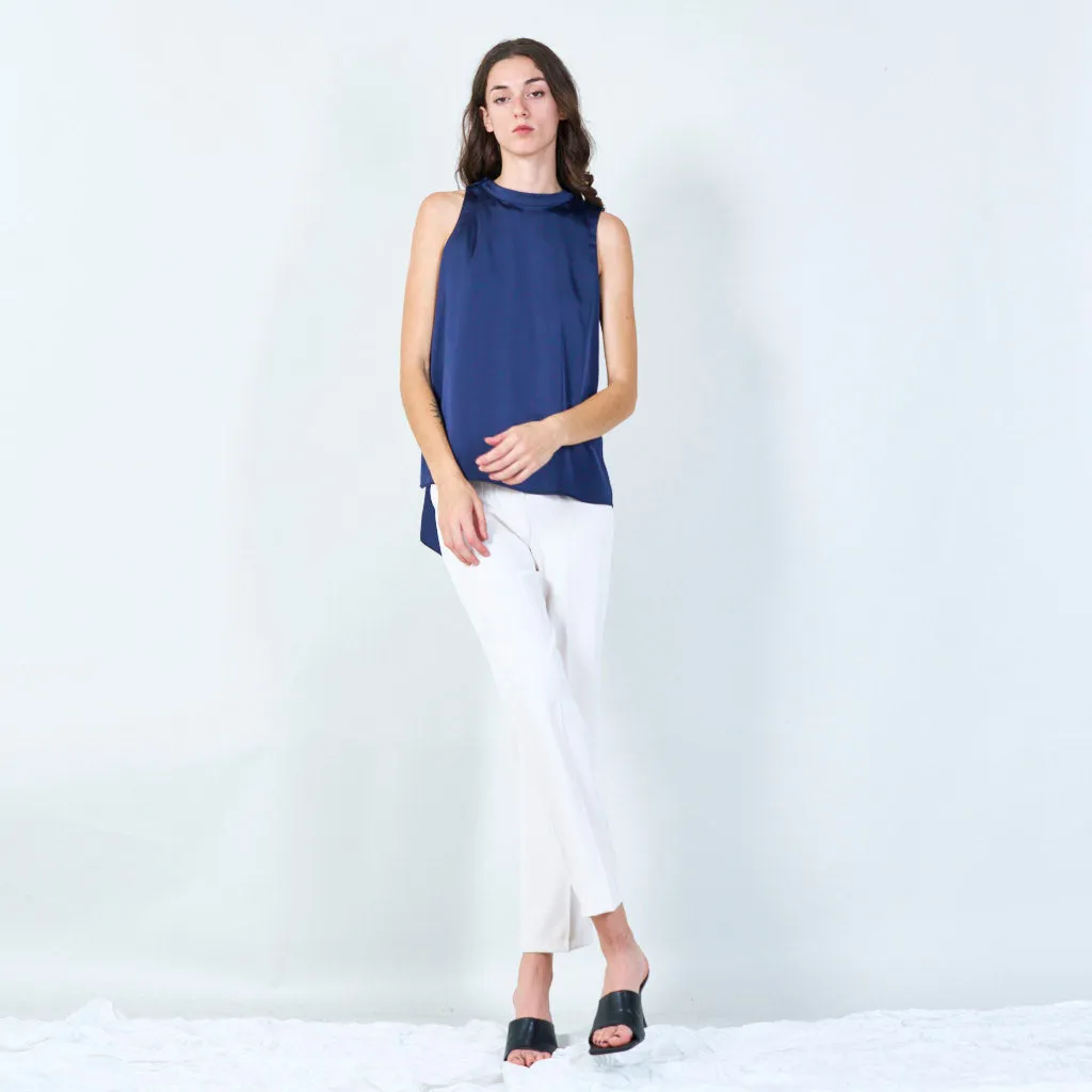 Minimalist sleeveless top wholesale